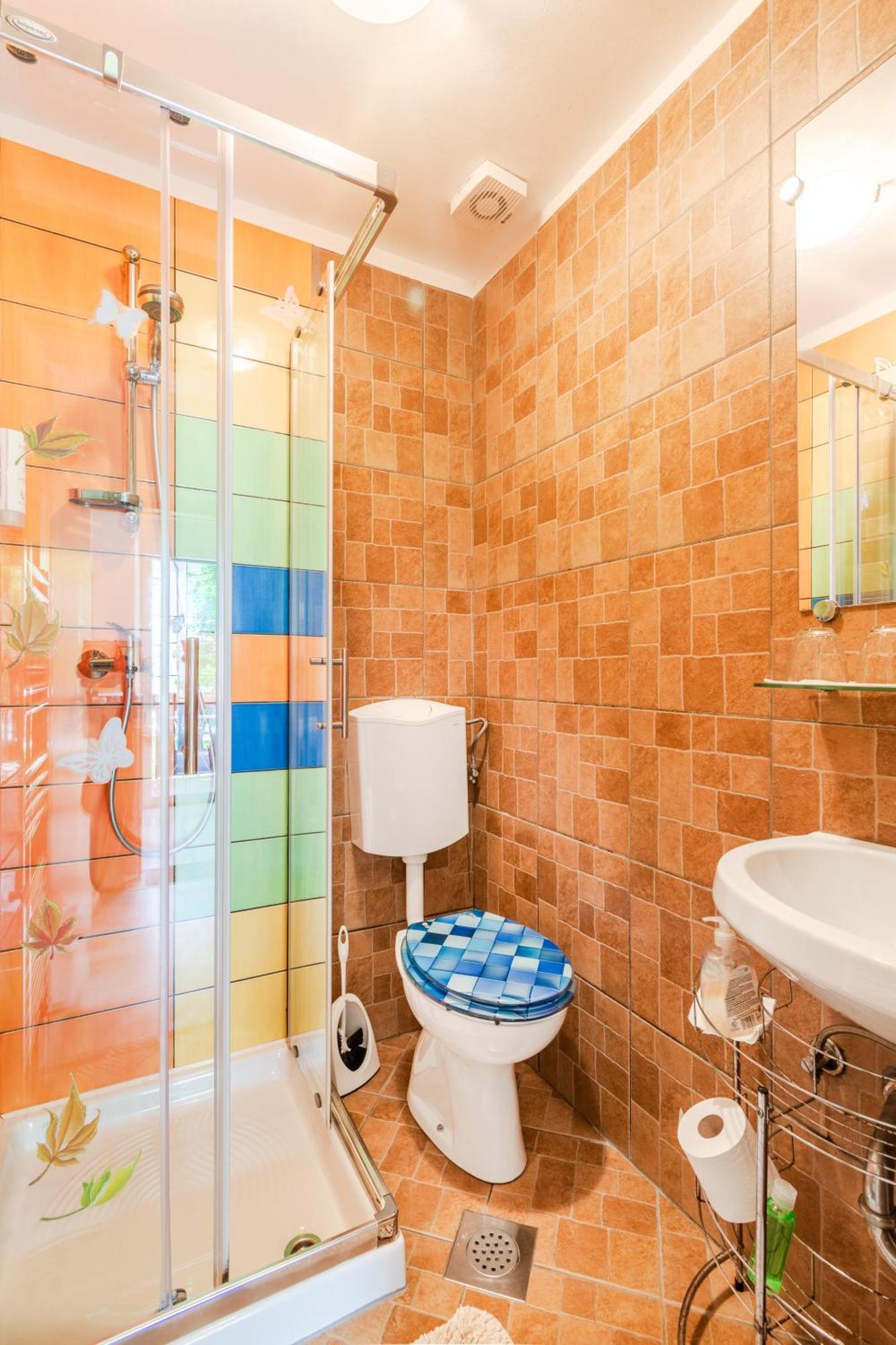 Orhideja Appartement *